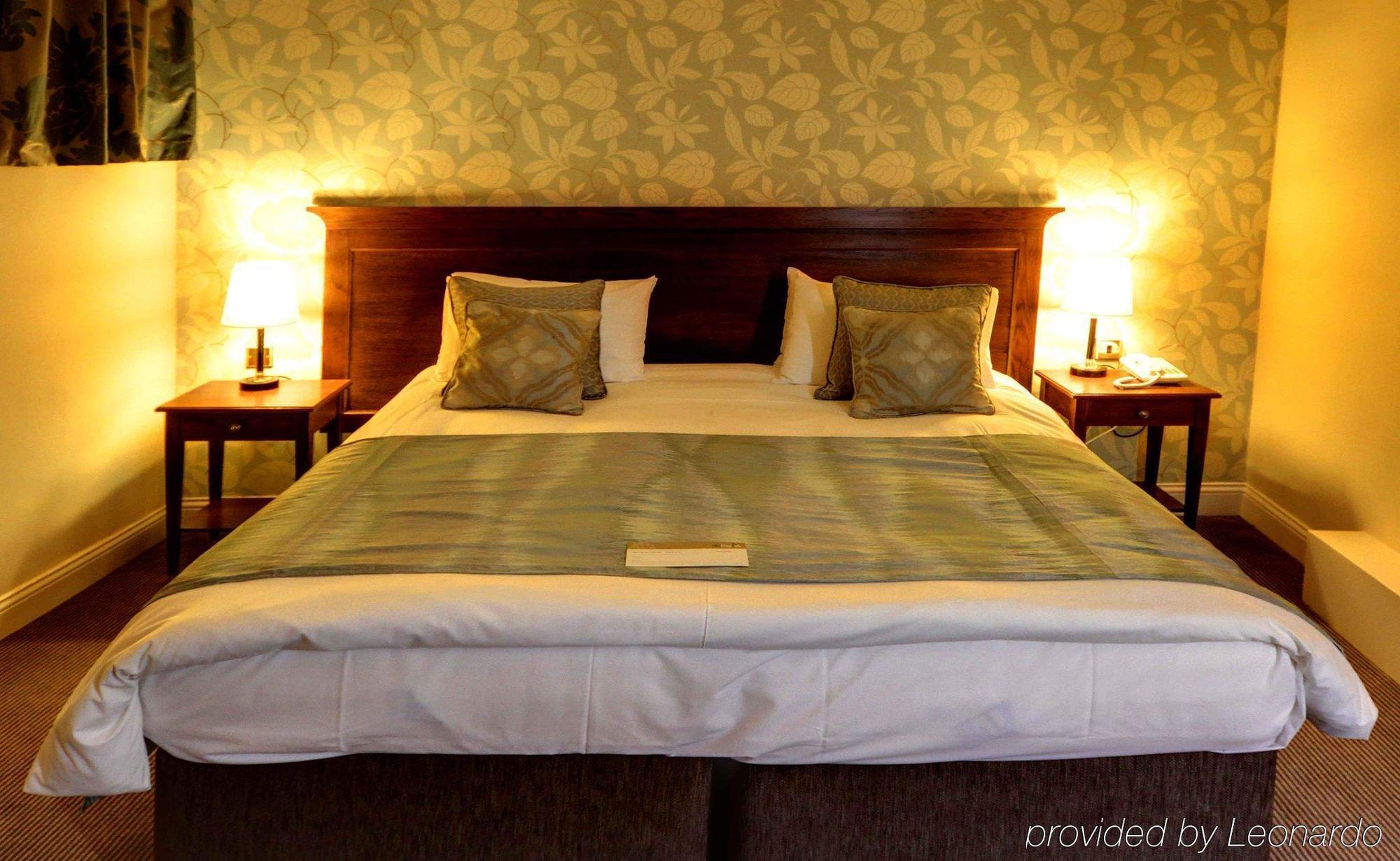 King'S Head Hotel By Greene King Inns Wimborne Minster Εξωτερικό φωτογραφία