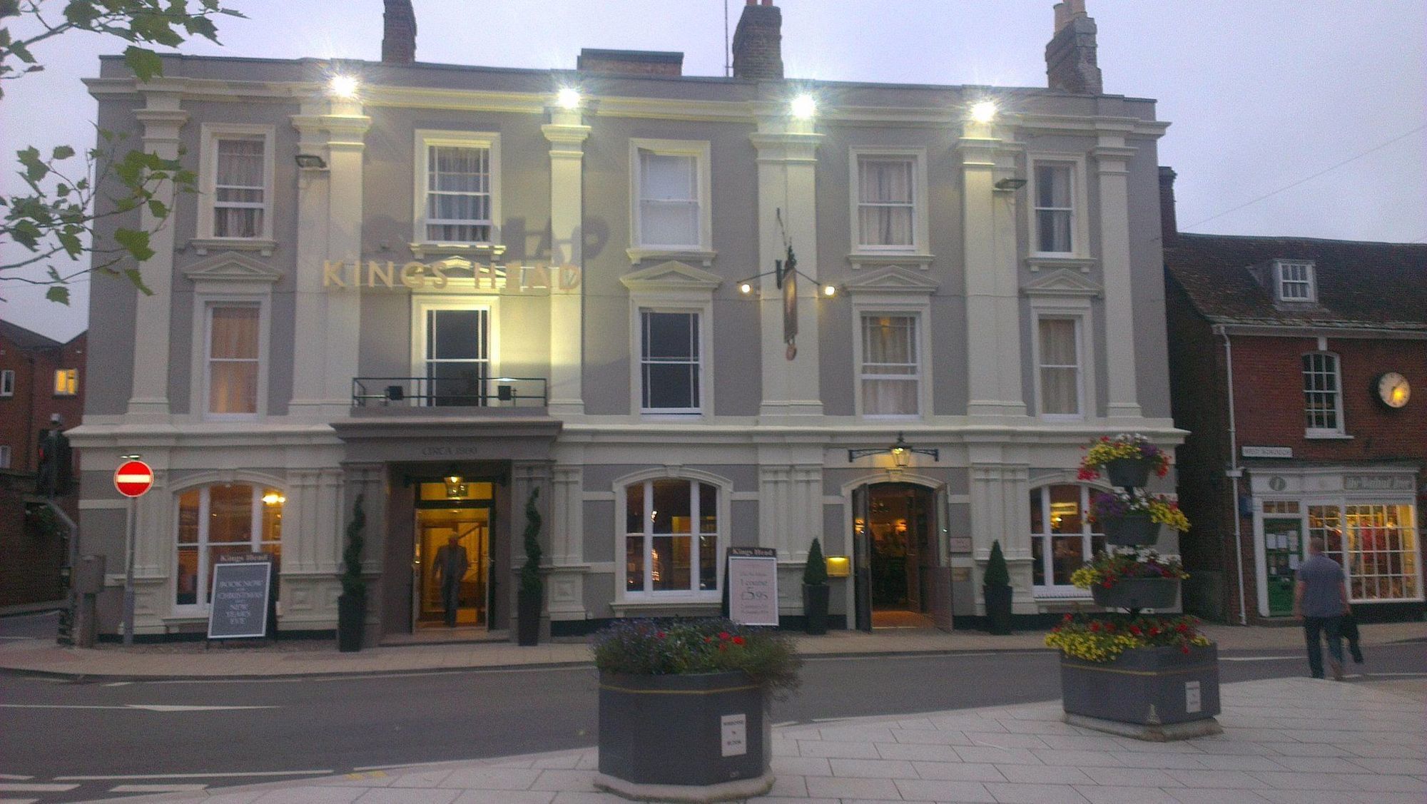 King'S Head Hotel By Greene King Inns Wimborne Minster Εξωτερικό φωτογραφία