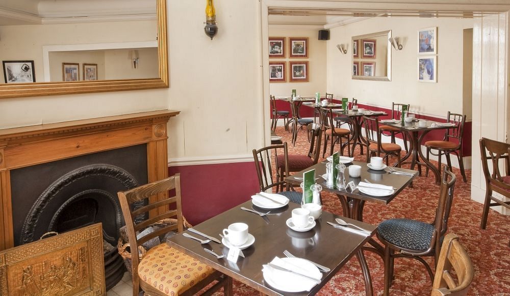 King'S Head Hotel By Greene King Inns Wimborne Minster Εξωτερικό φωτογραφία