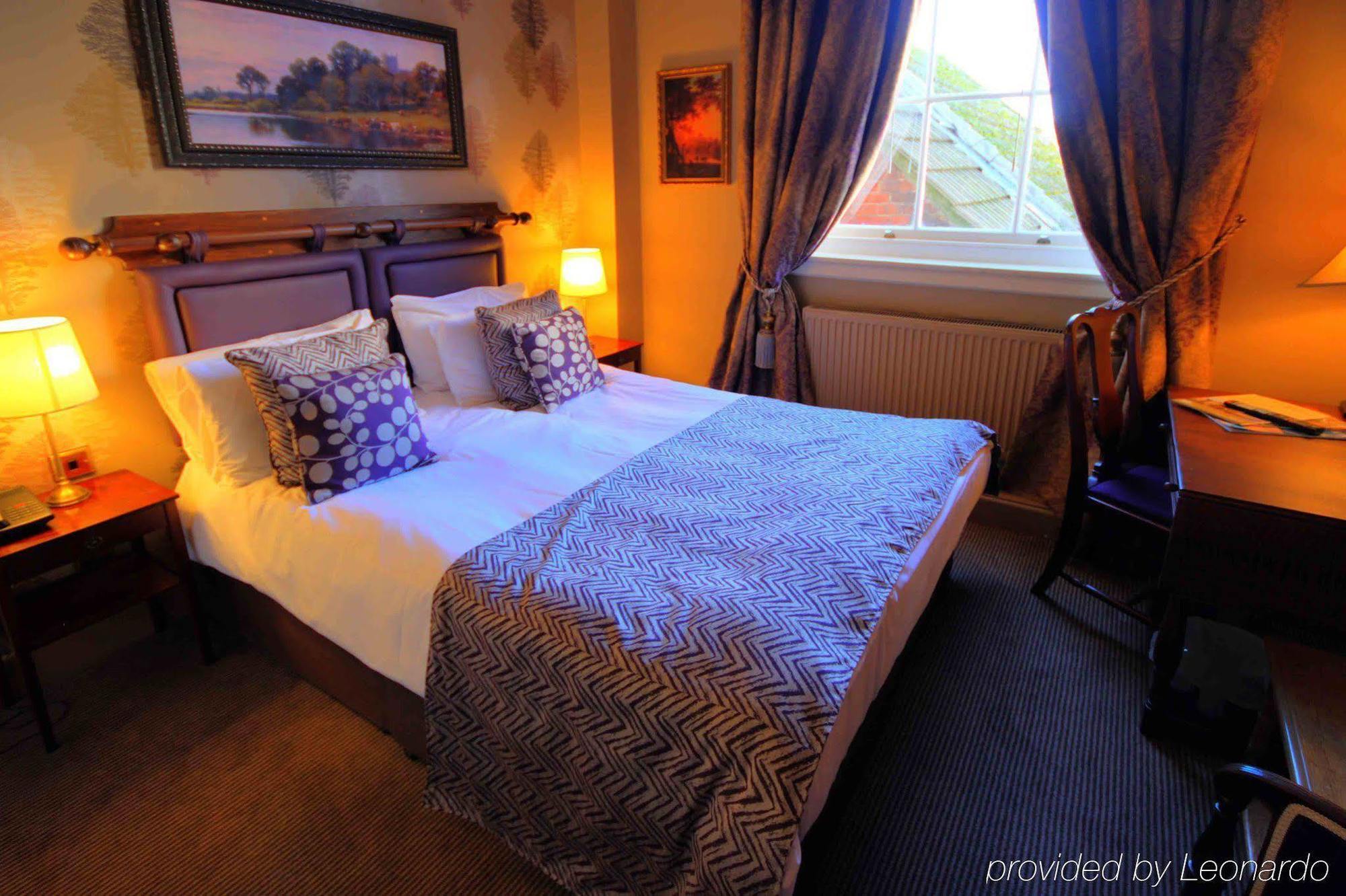 King'S Head Hotel By Greene King Inns Wimborne Minster Εξωτερικό φωτογραφία