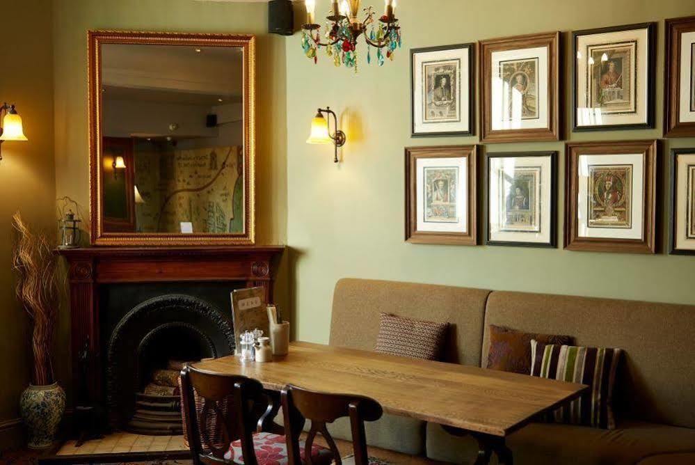 King'S Head Hotel By Greene King Inns Wimborne Minster Εξωτερικό φωτογραφία