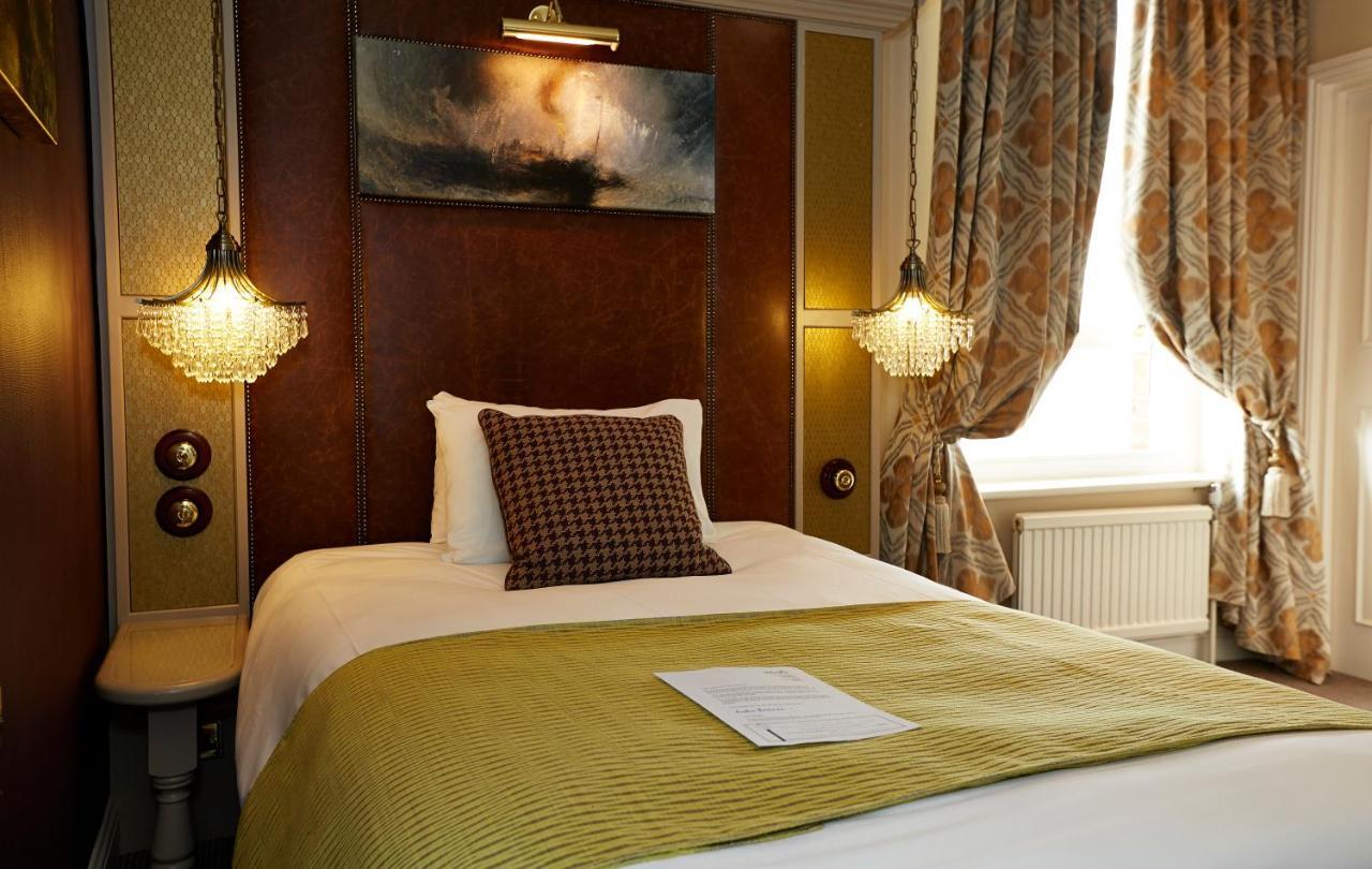 King'S Head Hotel By Greene King Inns Wimborne Minster Εξωτερικό φωτογραφία